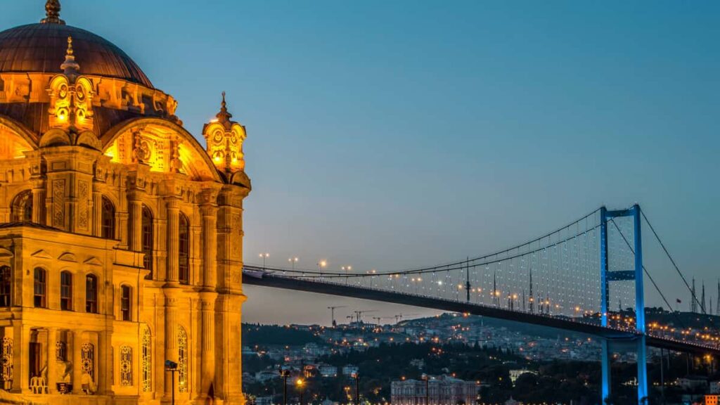 Guia pratico para anunciantes em Portugal: como identificar, contactar e activar criadores de conteudo em Luxemburgo focados em Disney Plus para impulsionar growth de produto.