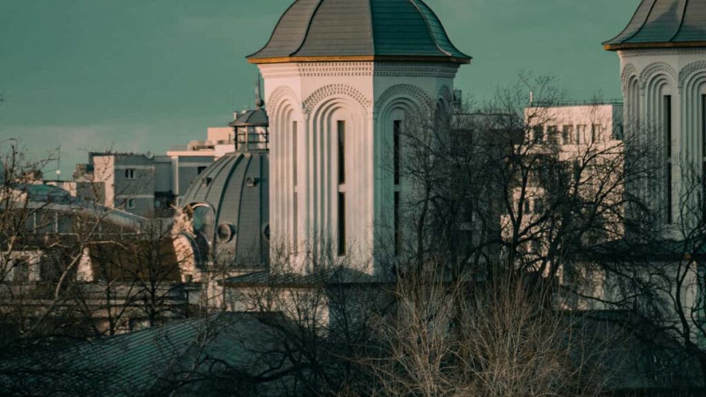 Guia pratico para criadores em Portugal: como abordar marcas argentinas presentes na HBO Max e transformar parcerias em travel vlogs rentaveis.