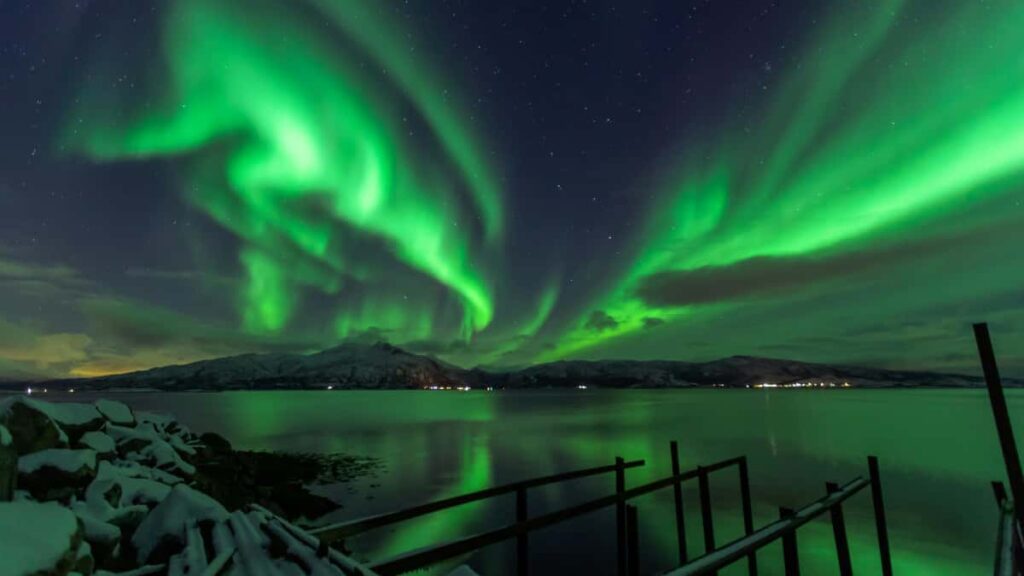 Guia pratico para anunciantes em Portugal sobre como identificar, avaliar e contratar criadores tunisinos no Twitch para integrar mensagens de marca em livestreams.