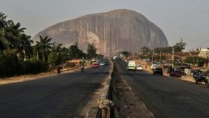 Guia pratico para anunciantes portugueses: como identificar, contactar e activar creators WeChat na Mongolia para enviar trafego qualificado a landing pages.