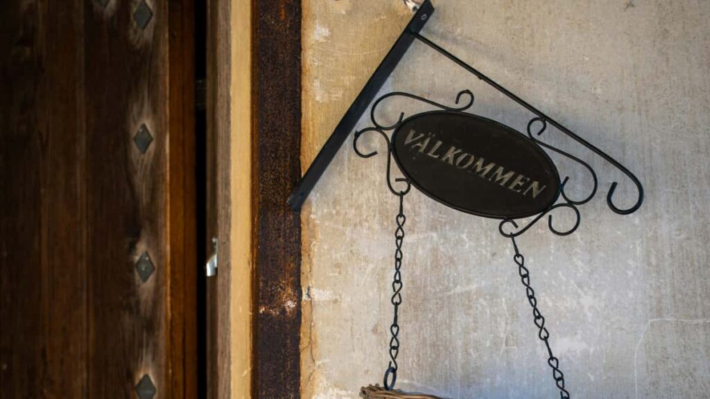 Guia pratico para marcas em Portugal encontrarem criadores em Spotify na Lituania e lancar series tutoriais lideradas por criadores.