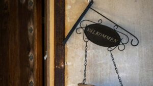 Guia pratico para marcas em Portugal encontrarem criadores em Spotify na Lituania e lancar series tutoriais lideradas por criadores.